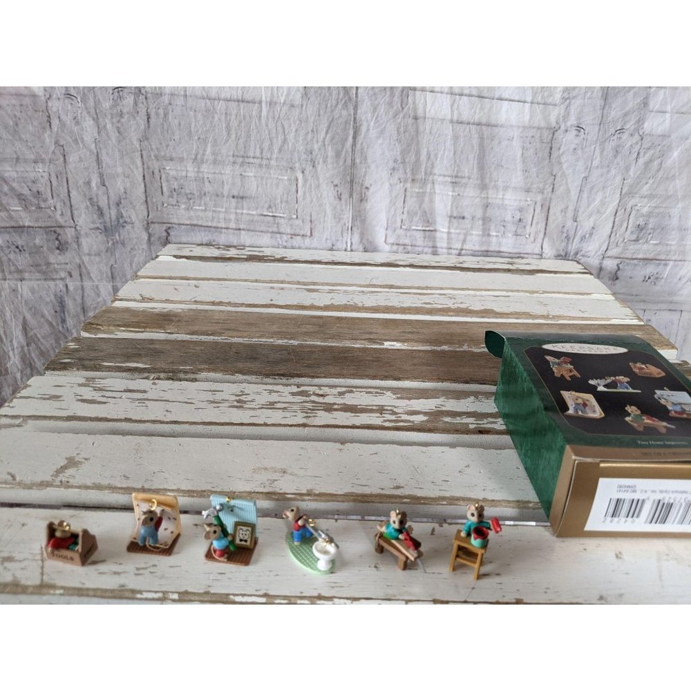 Hallmark Tiny Home Improvers Set of 6 mini mouse‎ o